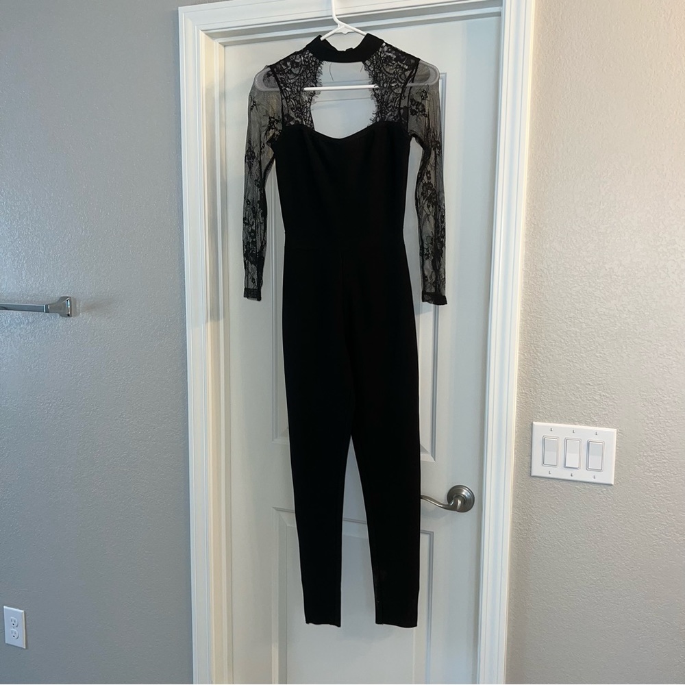 Sexy Black Jumpsuit 🖤